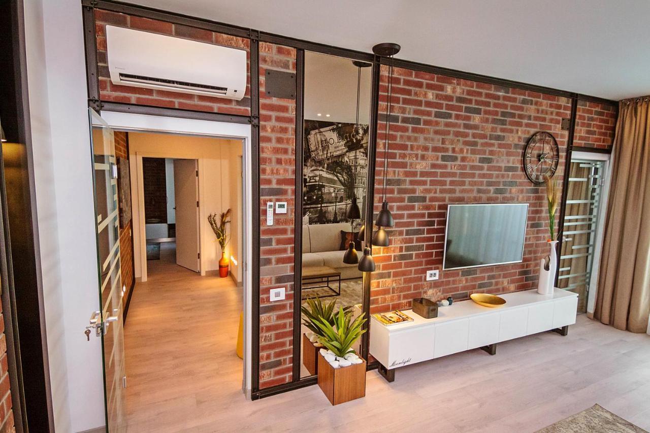 No 6 Apartments Constanta Bagian luar foto