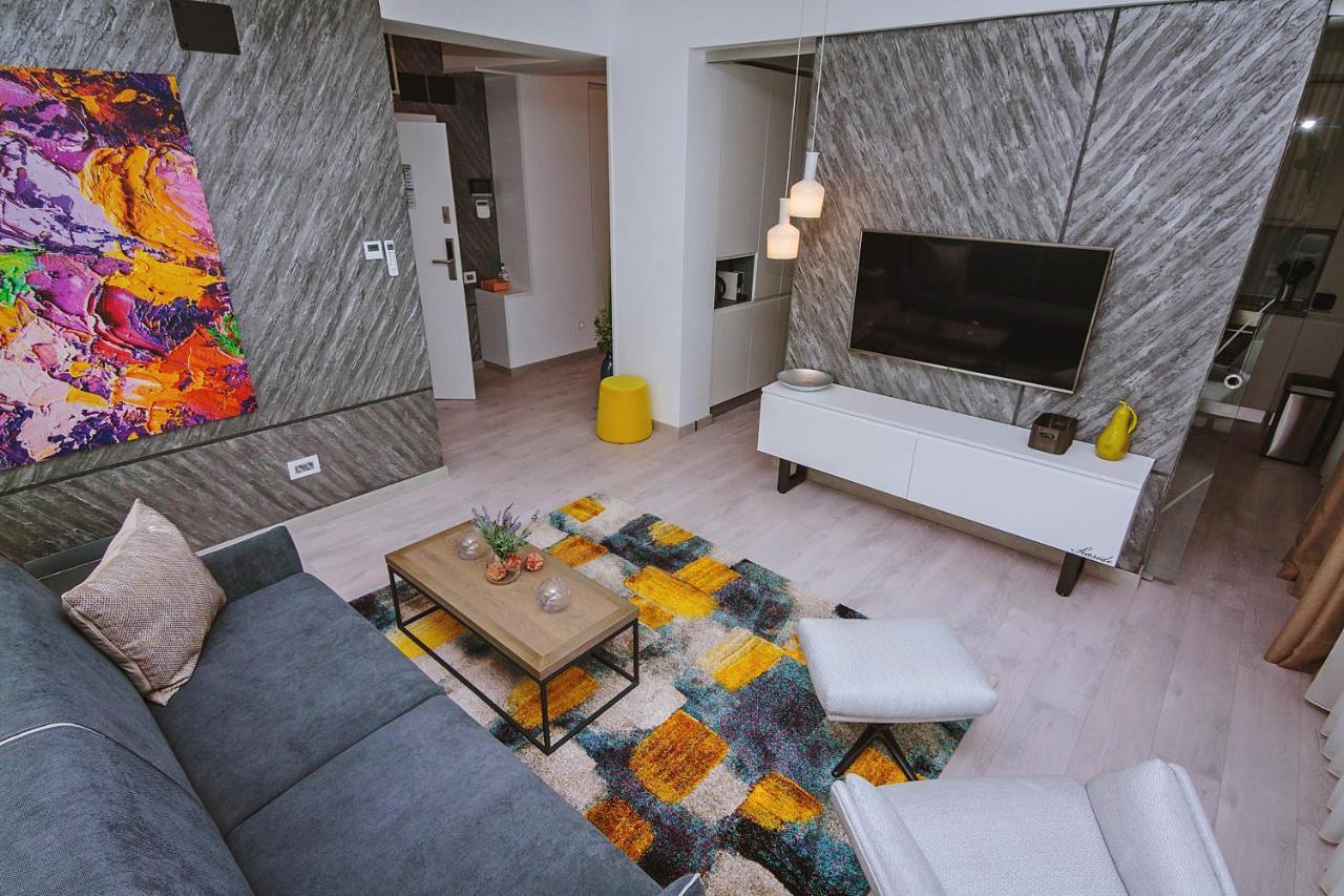 No 6 Apartments Constanta Bagian luar foto
