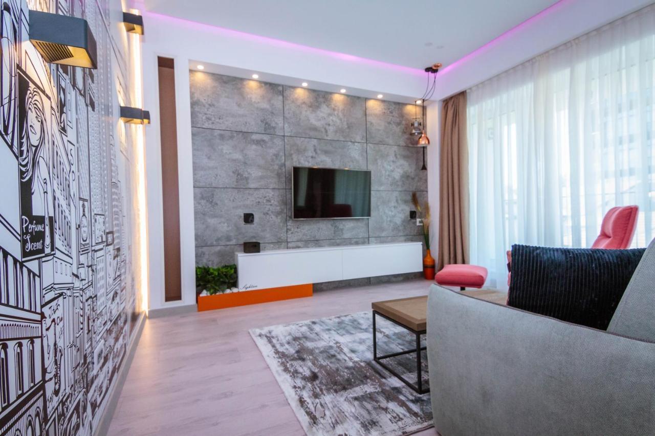 No 6 Apartments Constanta Bagian luar foto