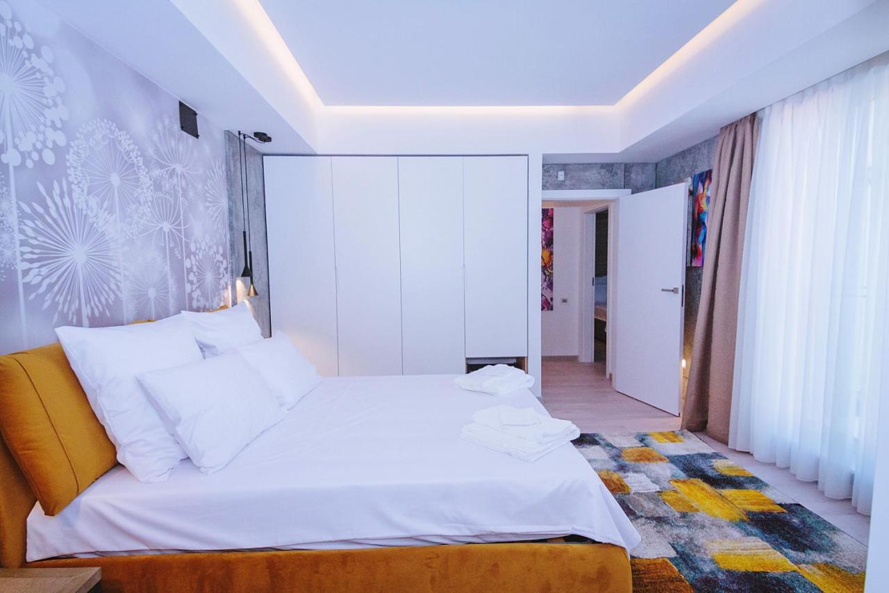 No 6 Apartments Constanta Bagian luar foto