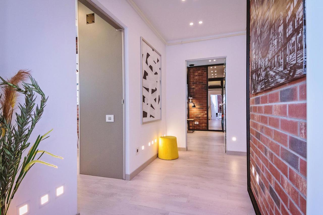 No 6 Apartments Constanta Bagian luar foto