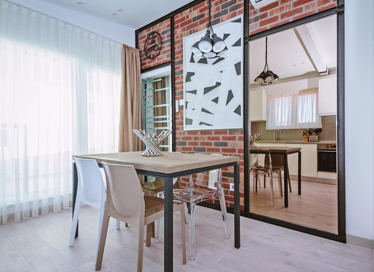 No 6 Apartments Constanta Bagian luar foto