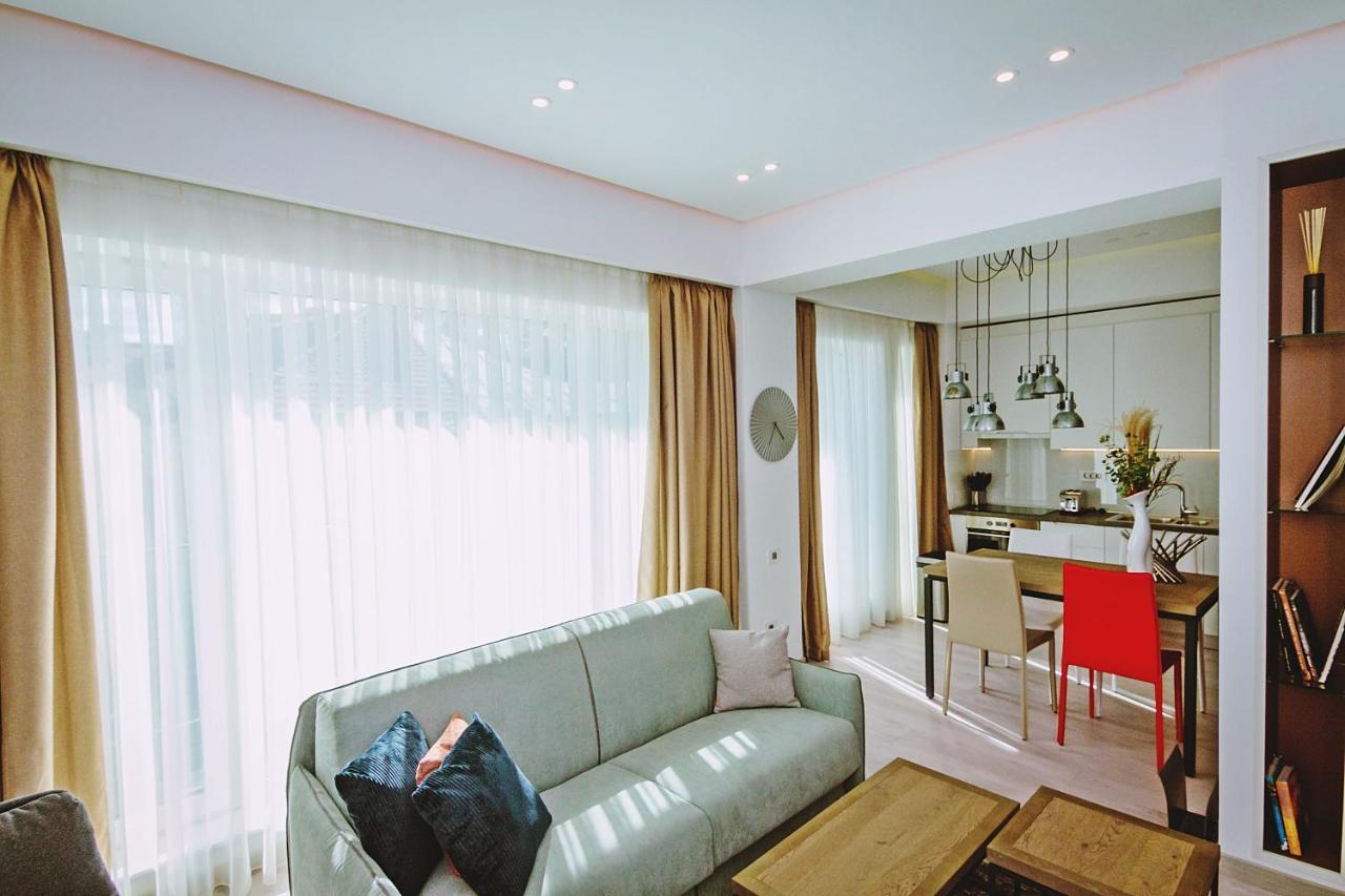 No 6 Apartments Constanta Bagian luar foto